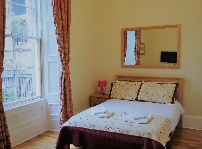 Superior King Suite