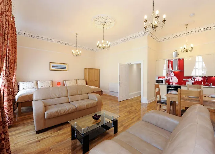 Deluxe Family Suite