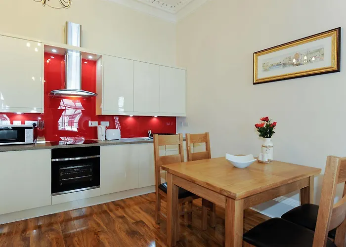 Deluxe Family Suite